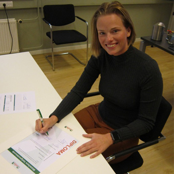 Tiffany Bloeming - diploma MVK